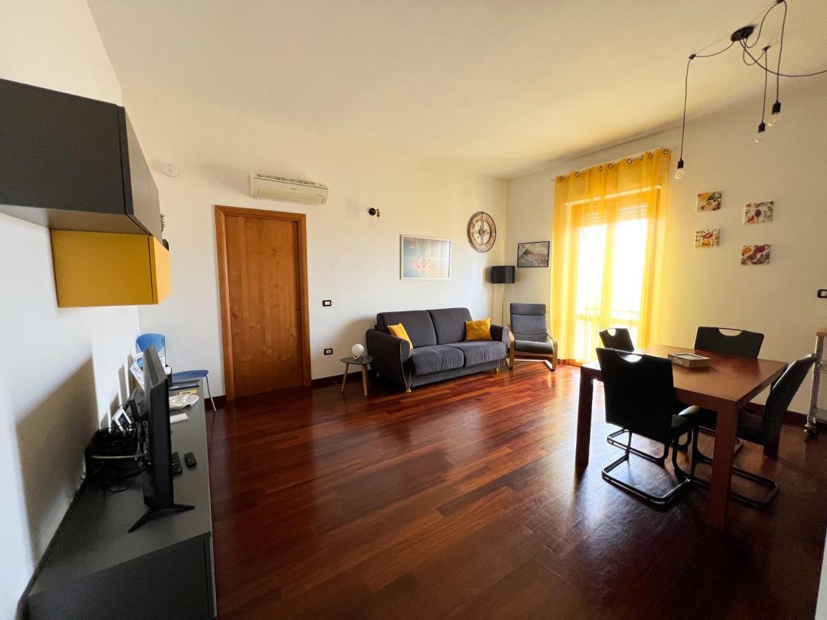A Serenai - Elegante Appartamento In Centro Oristano Exterior foto
